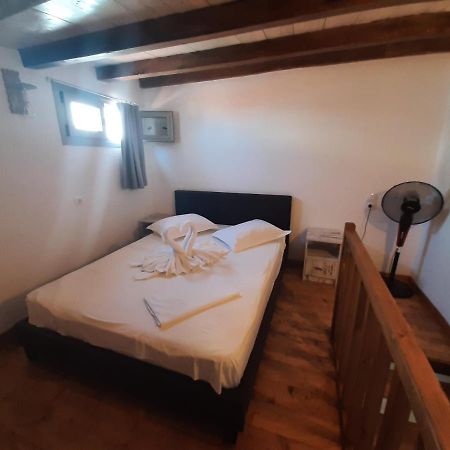 Κυθνοσ Larerooms Mérichas Exterior foto